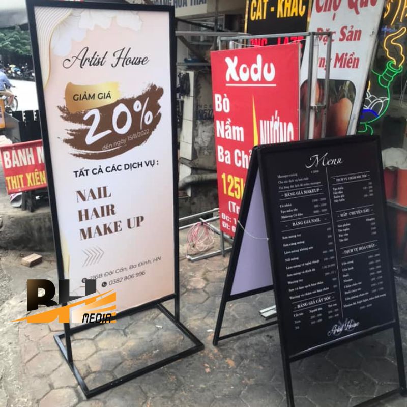 Bảng hiệu hộp đèn đứng