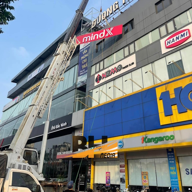 Bảng hiệu quảng cáo