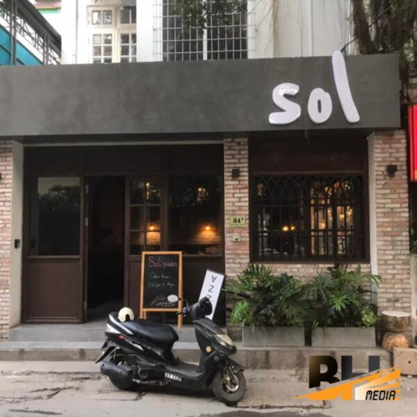 Bảng hiệu quán cafe BH62