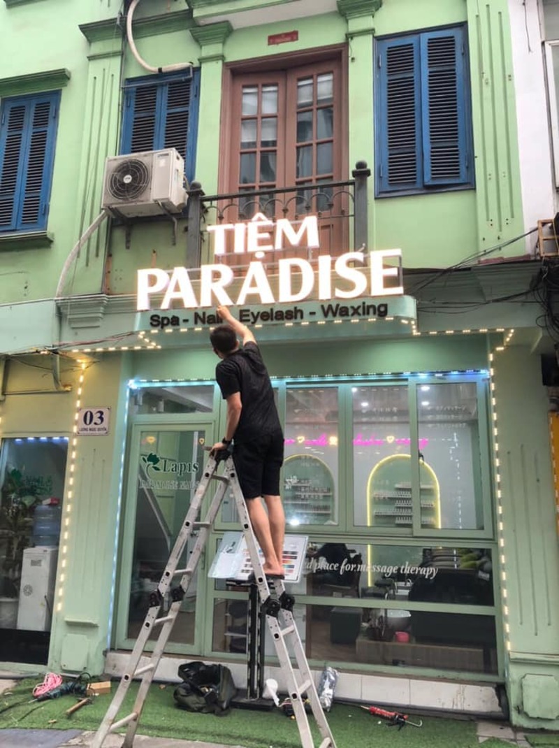 Bảng hiệu đẹp đơn giản BH61