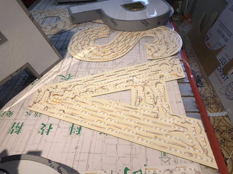 In bảng hiệu BH76