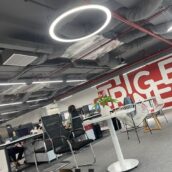 Hoàn thành công trình đèn LED thanh nhôm uốn cong định hình cho đối tác Hàn Quốc