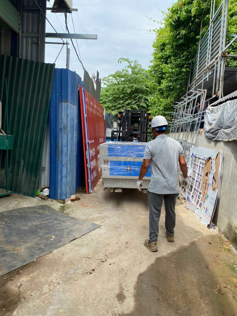 Gia Công Chữ Inox, Chữ Nổi Inox Giá Rẻ, Hiện Đại giá xưởng cho anh em Làm Quảng Cáo1